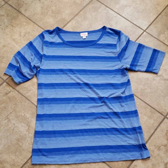 LuLaRoe Tops - NWOT Gigi shirt